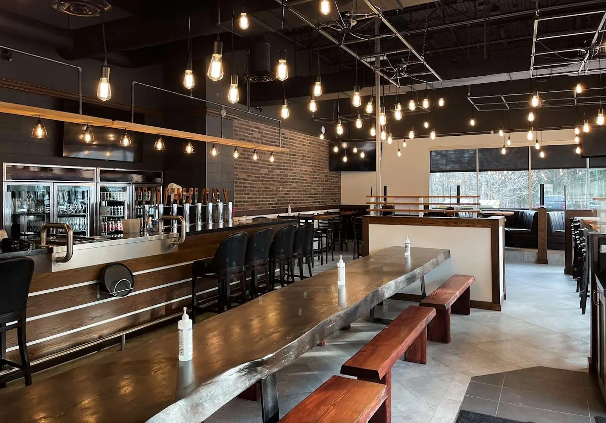 CrossRoads Tap & Kitchen