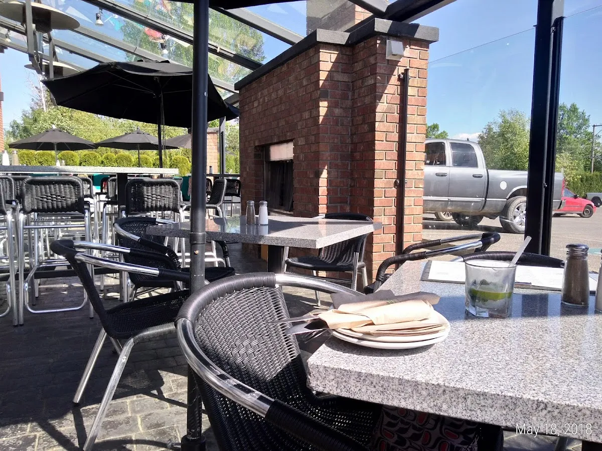 Moxies Prince George Restaurant