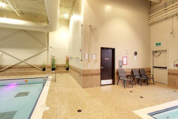 Pomeroy Inn and Suites Prince George